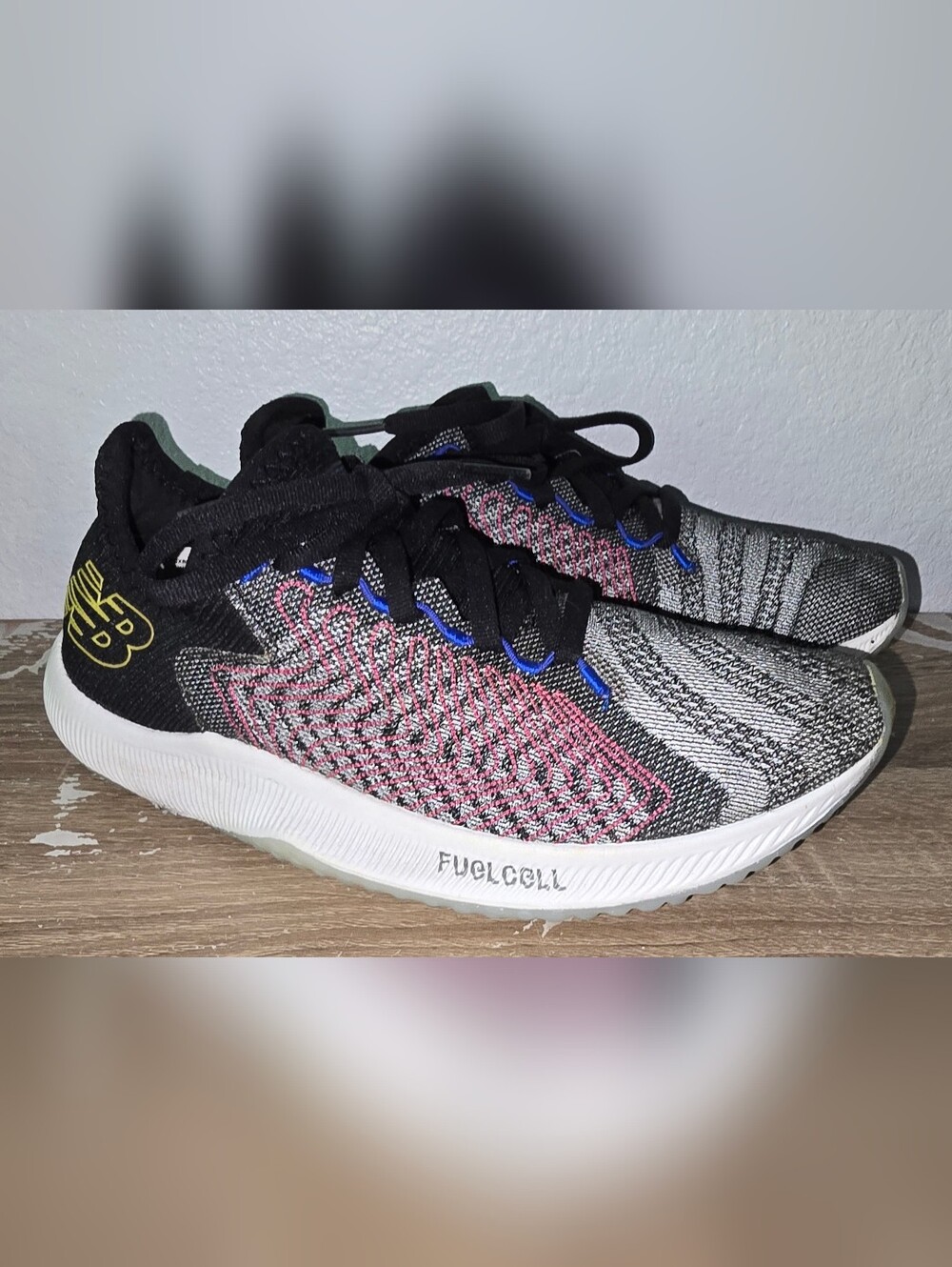 New Balance FuelCell Rebel V1 Knit Running Shoes Athletic Sneakers Women's 6.5 - Picture 3 of 8